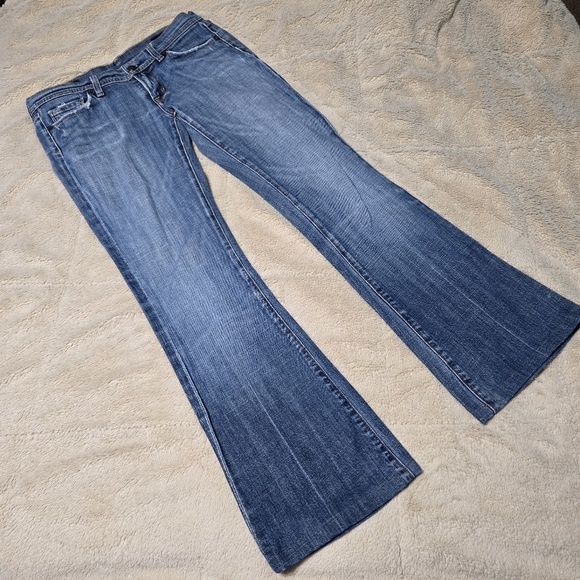 Citizens Of Humanity Denim - Citizens of Humanity Ingrid #200 Stretch Low Waist Flare Jeans Size 28